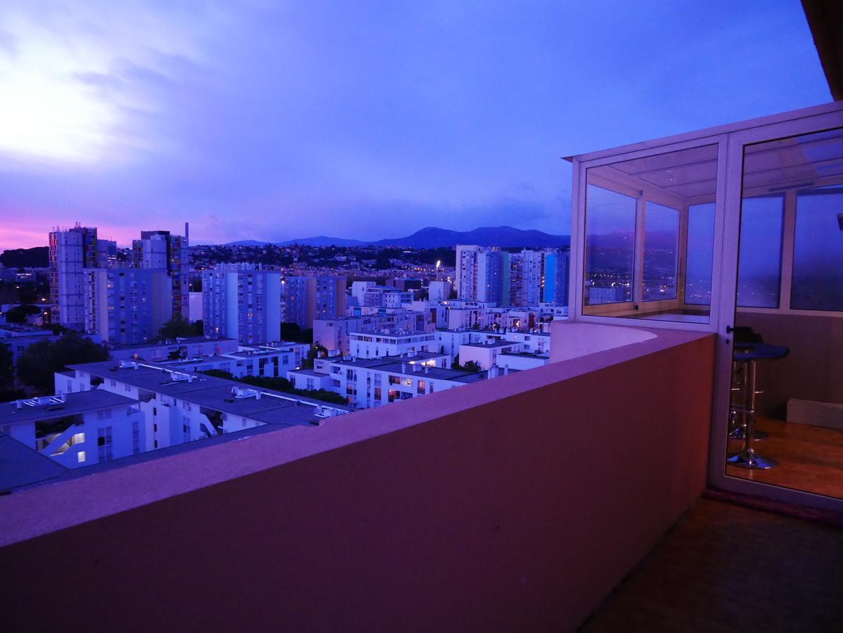 Appartement Rooftop 8 Personnes Grande Terrasse Avec Parking Quartier Aeroport Ніцца Екстер'єр фото